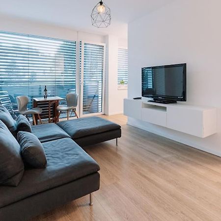 Stylish Apartment Retreat Bratislava Esterno foto