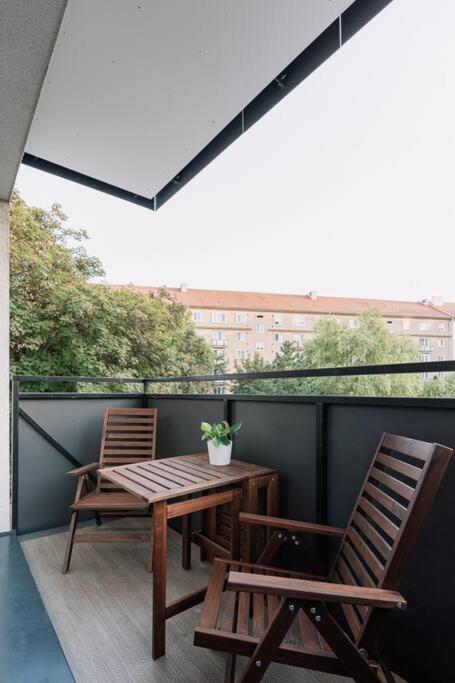 Stylish Apartment Retreat Bratislava Esterno foto