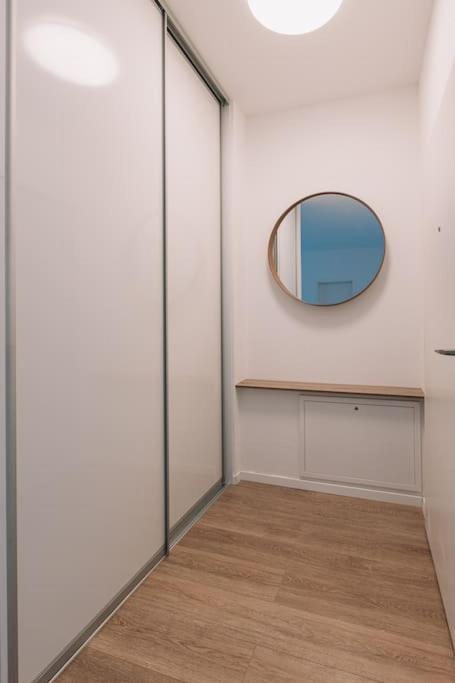 Stylish Apartment Retreat Bratislava Esterno foto