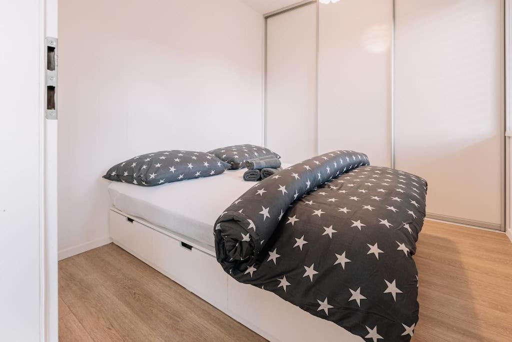 Stylish Apartment Retreat Bratislava Esterno foto