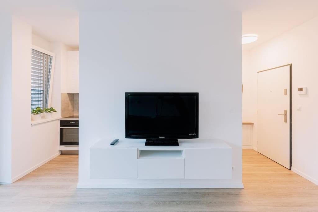 Stylish Apartment Retreat Bratislava Esterno foto