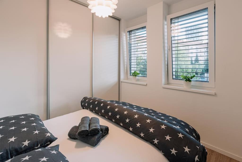 Stylish Apartment Retreat Bratislava Esterno foto